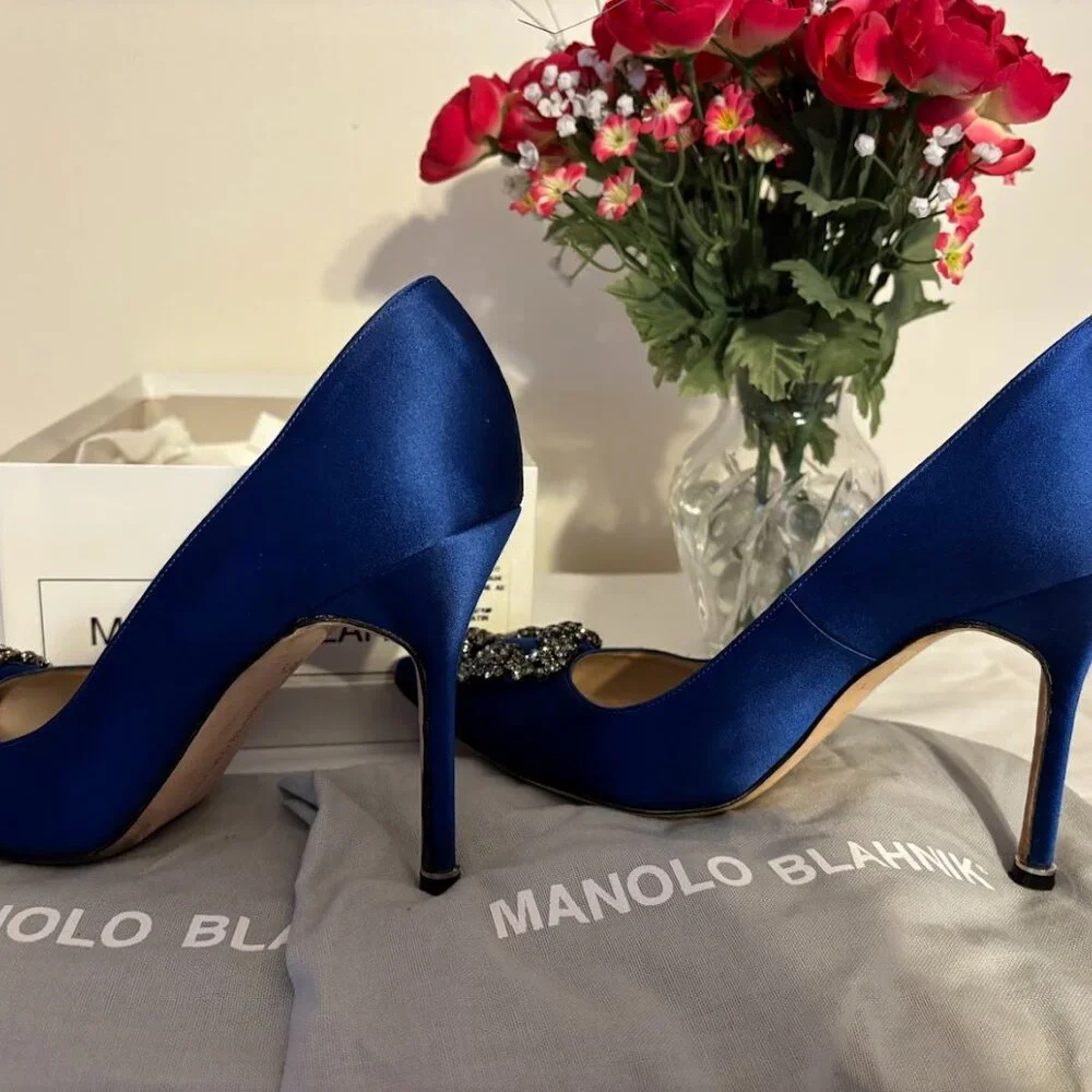 Manolo Blahnik Hangisi Jeweled Heel Blue Satin Pump Shoes - size 8.5 - Picture 6 of 16